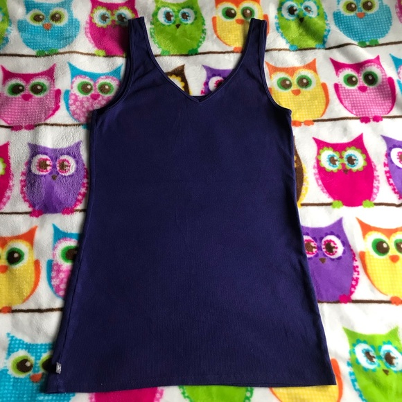 Under Armour Navy Blue Ribbed Tank Size M - Picture 2 of 3